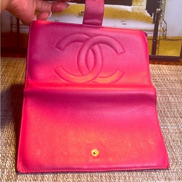 AUTHENTIC CHANEL CAVAIR LONG WALLET - Picture 4 of 6
